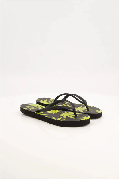 Leafy Pattern Flip-Flops with vibrant green leaf design, featuring soft cushioned soles and sturdy rubber straps.
Lightweight and breathable flip flops for casual everyday wear, perfect for summers.
Ideal ladies sandals for any occasion and activity. 
Available in 2 versatile color combinations-  yellow & black and green & off-white.